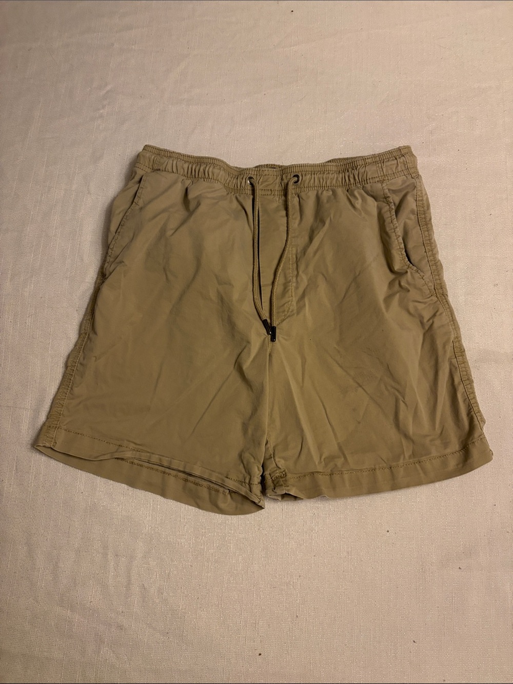 American eagle khaki shorts